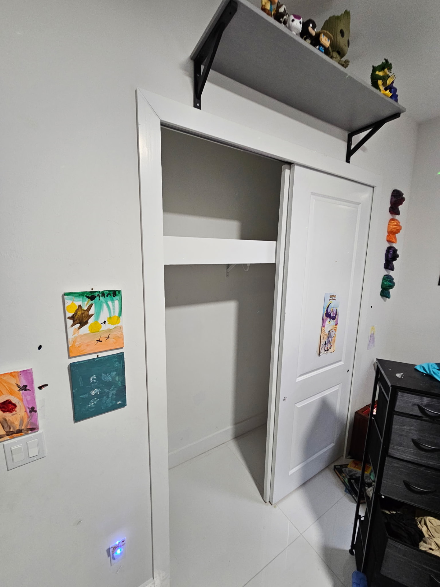 Closet Shelf & Hanging Rod